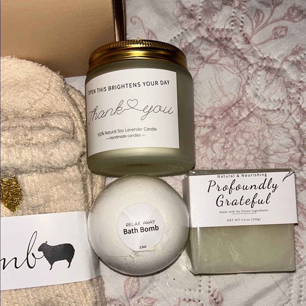 Gift Box Set - Picture 5 of 5